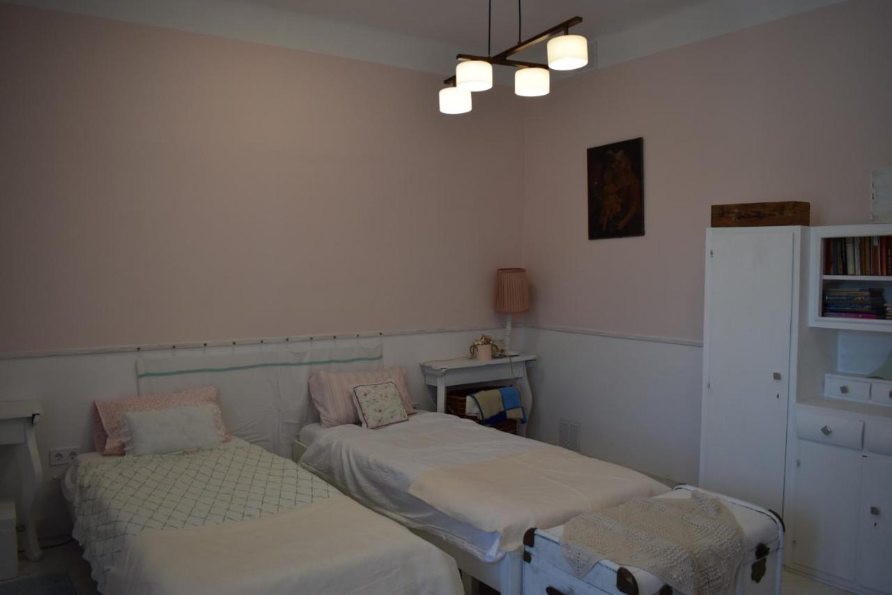 Malomszeg Apartman 2 Pécs Exterior foto